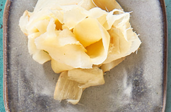 Имбирь маринованный