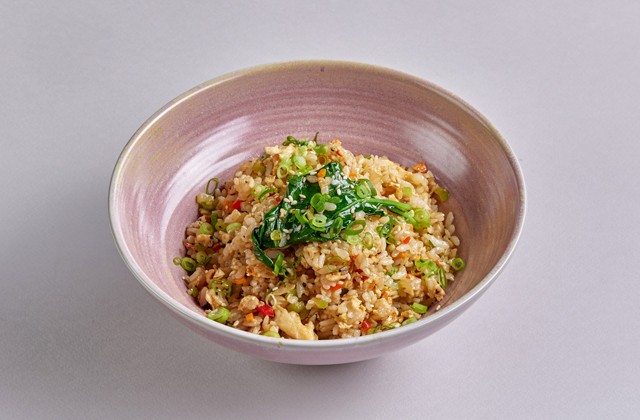 Жареный рис с овощами Жареный рис с овощами